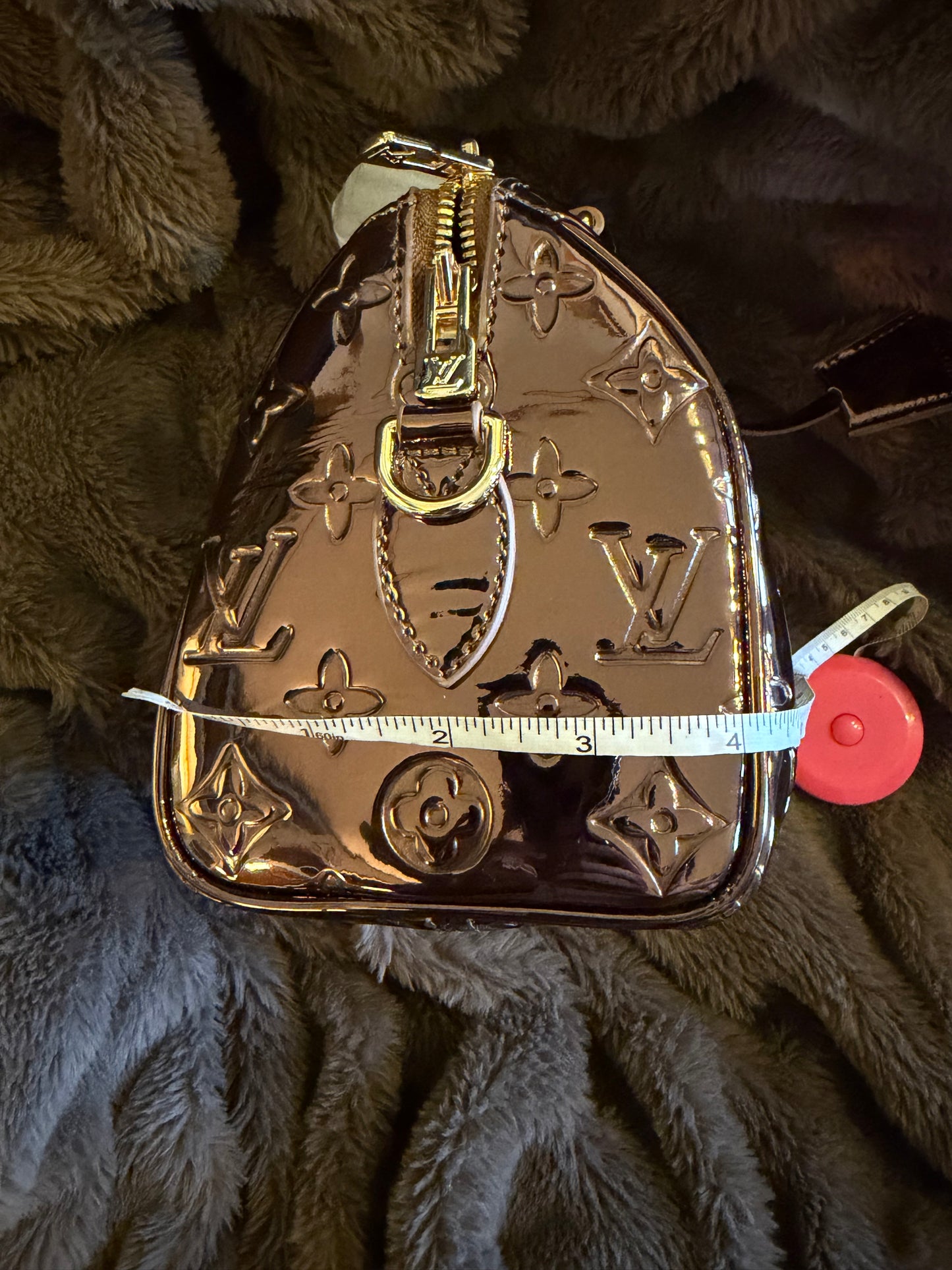 L logo shinny cooper handbag