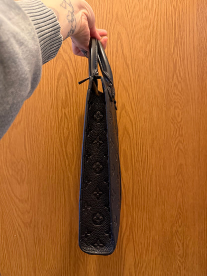 L logo black on black handbag
