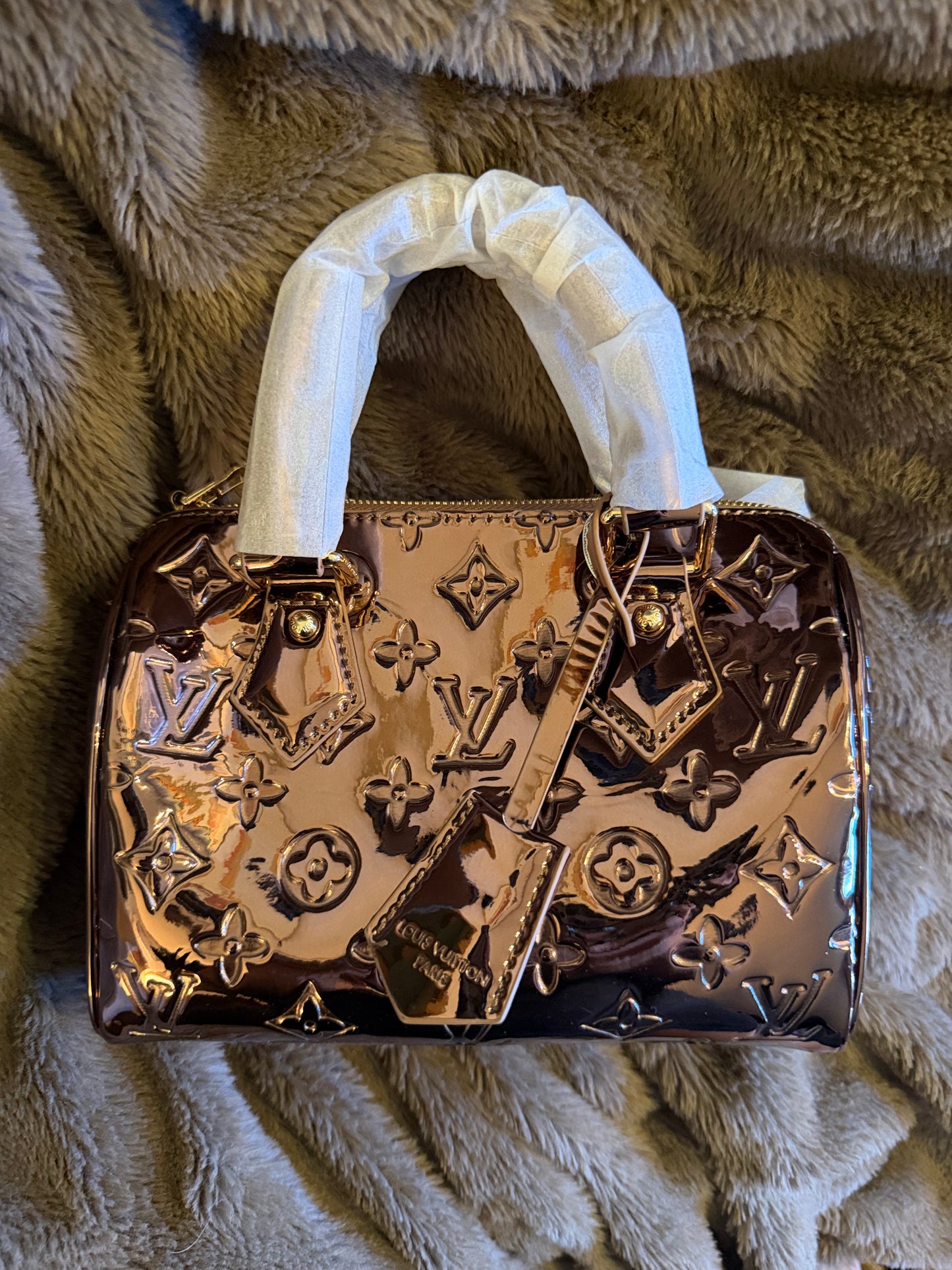 L logo shinny cooper handbag